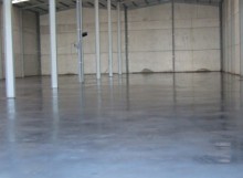 Suelo de almacén vacío