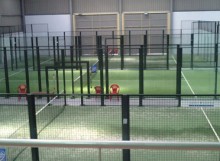 Paddelplätze in einer Halle